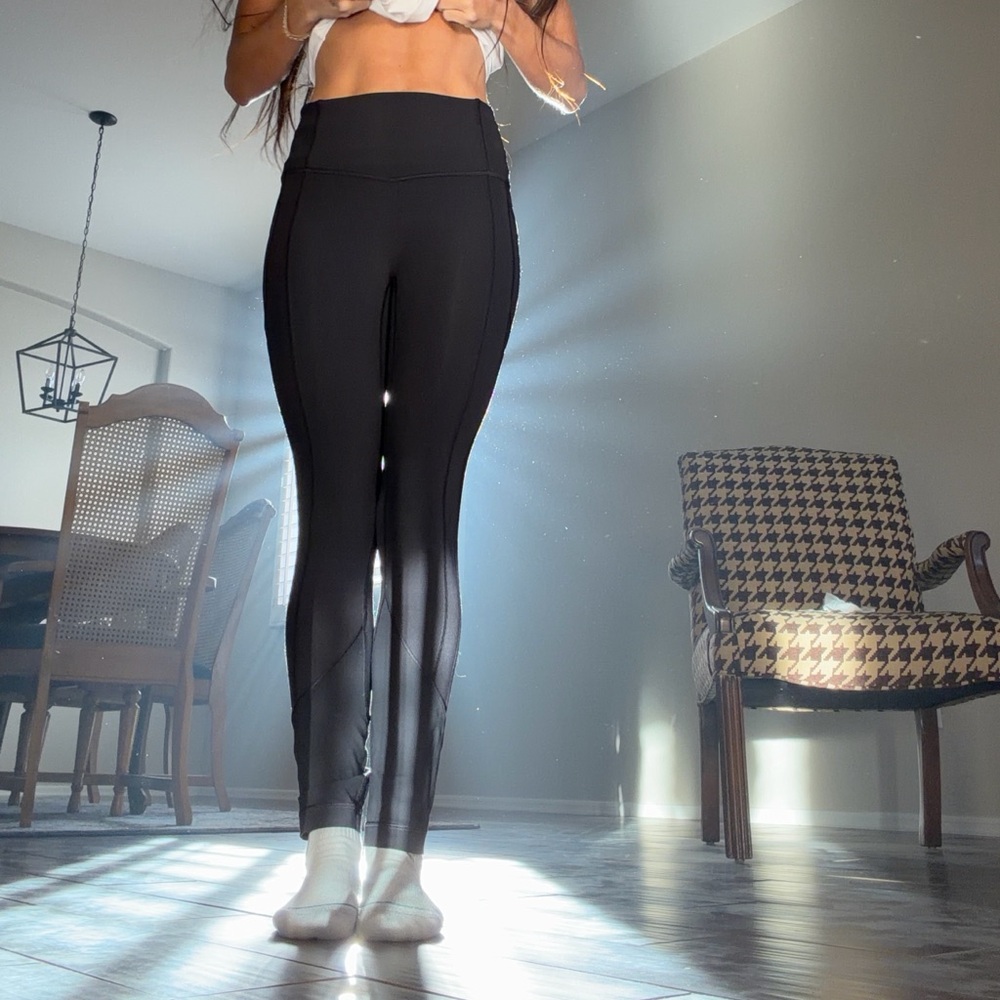 Lululemon Black High-Waisted Leggings with pockets